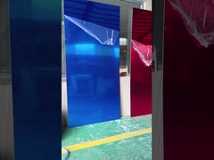 el panel de pared del espejo